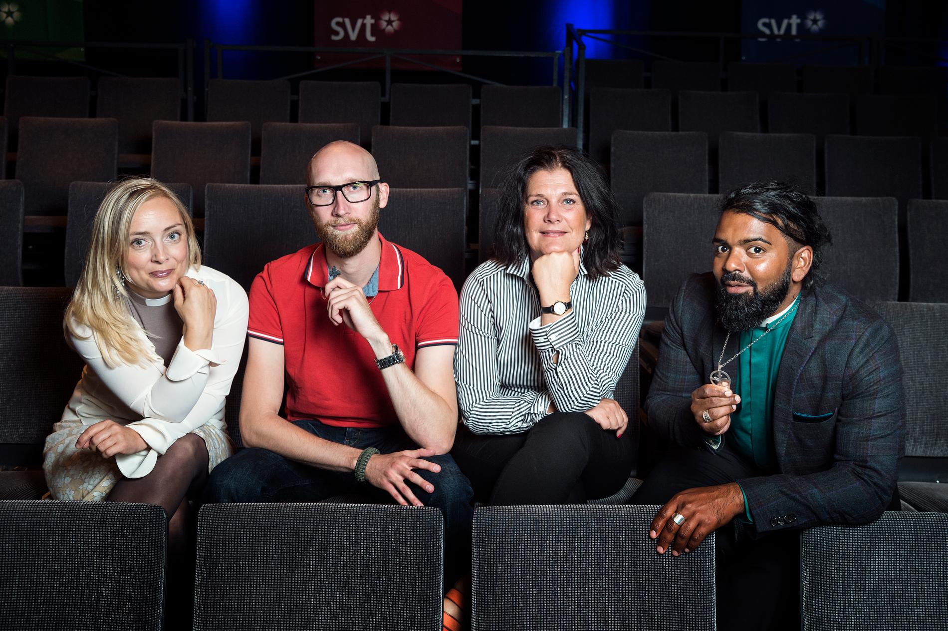 Kristina Lethin, Filip Wennerlund, Jessica Menzinsky och Daniel Nordqvist i säsong två av ”Tro, hopp och kärlek”.