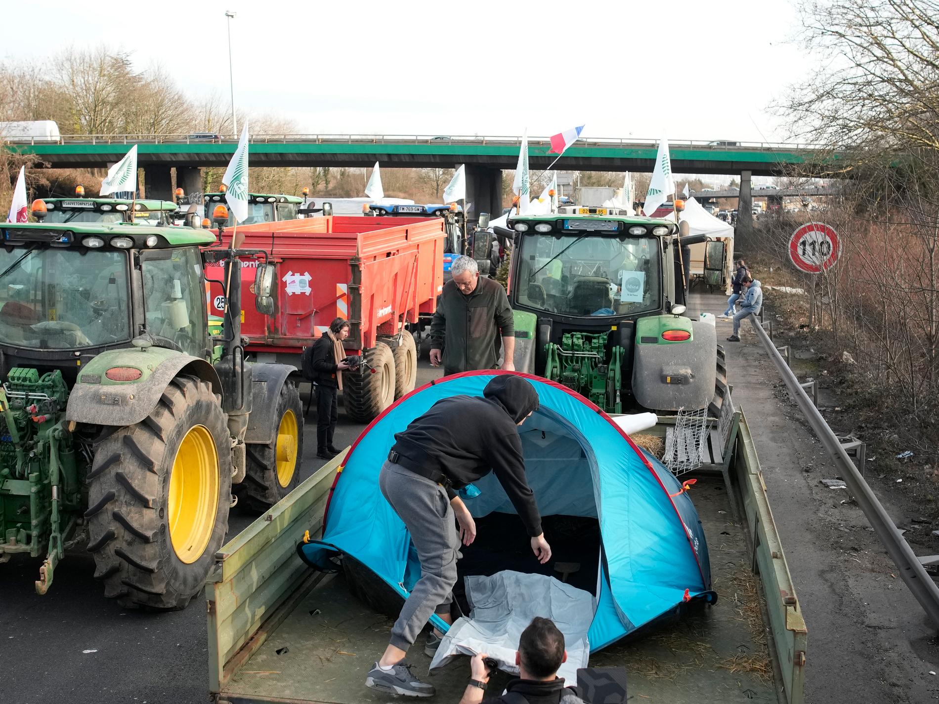 Franska bönder i "belägring av Paris"