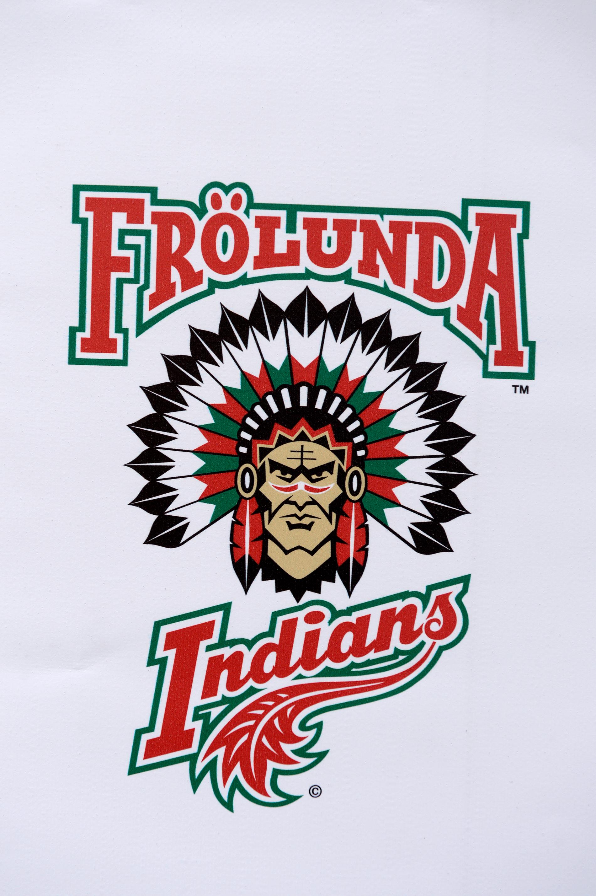 Hockeylaget Frölunda har beslutat sig för att skrota "indianen" i sitt namn och logotyp.