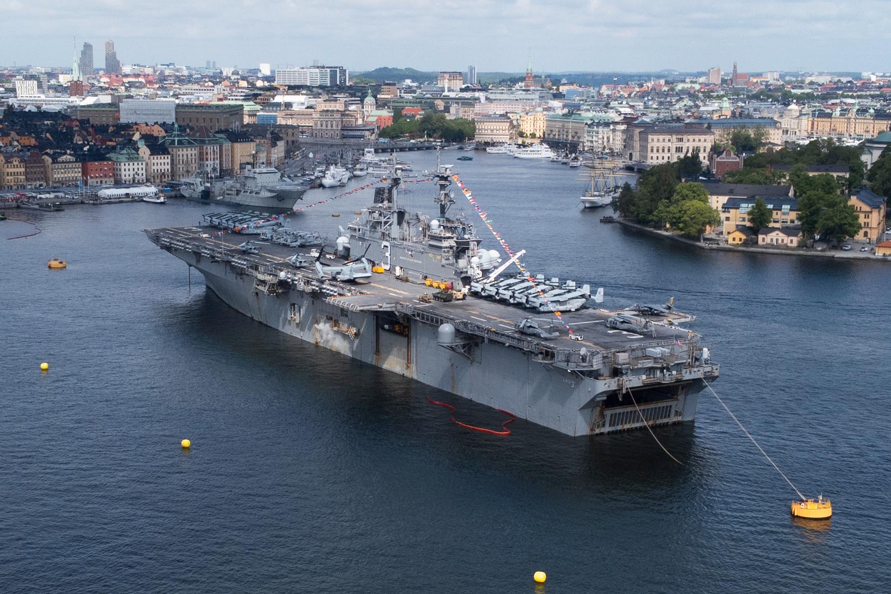 Det amerikanska jätteskeppet USS Kearsarge deltar också Balt Ops.