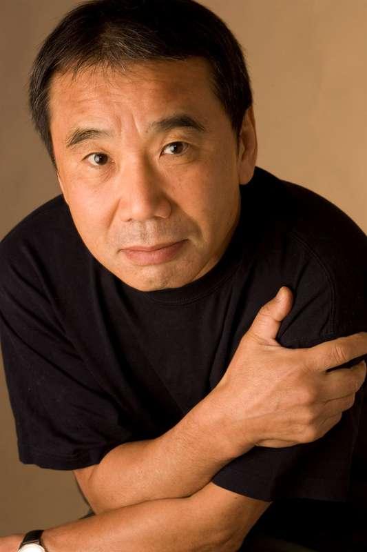 Haruki Murakami berättar lugnt och stilla med precisa bilder i ”Den färglöse herr Tazaki”.
