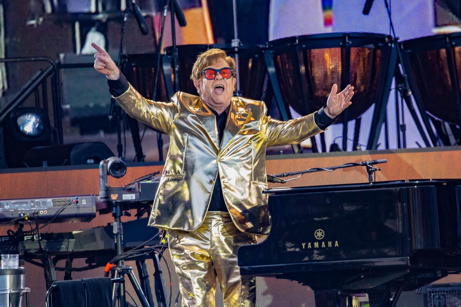 Elton John på den brittiska festivalen Glastonbury 2023.