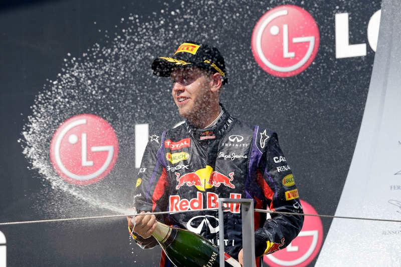Vettel och de andra F1-stjärnorna kan se fram emot GP-tävlingar både i Italien och Singapore under september månad.