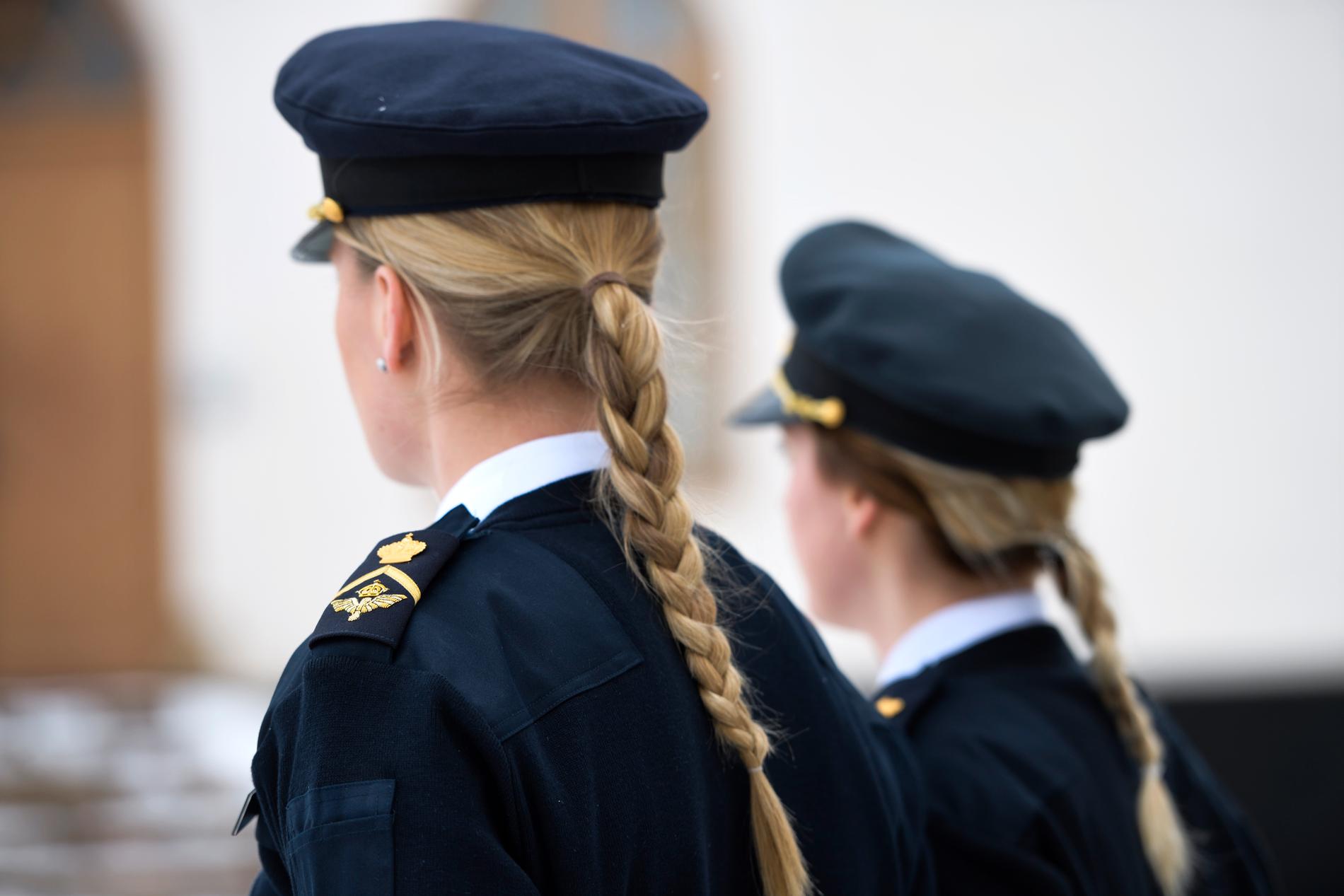Antalet kvinnor som antagits till Försvarshögskolans officersutbildning är det högsta sedan 2008. Arkivbild.