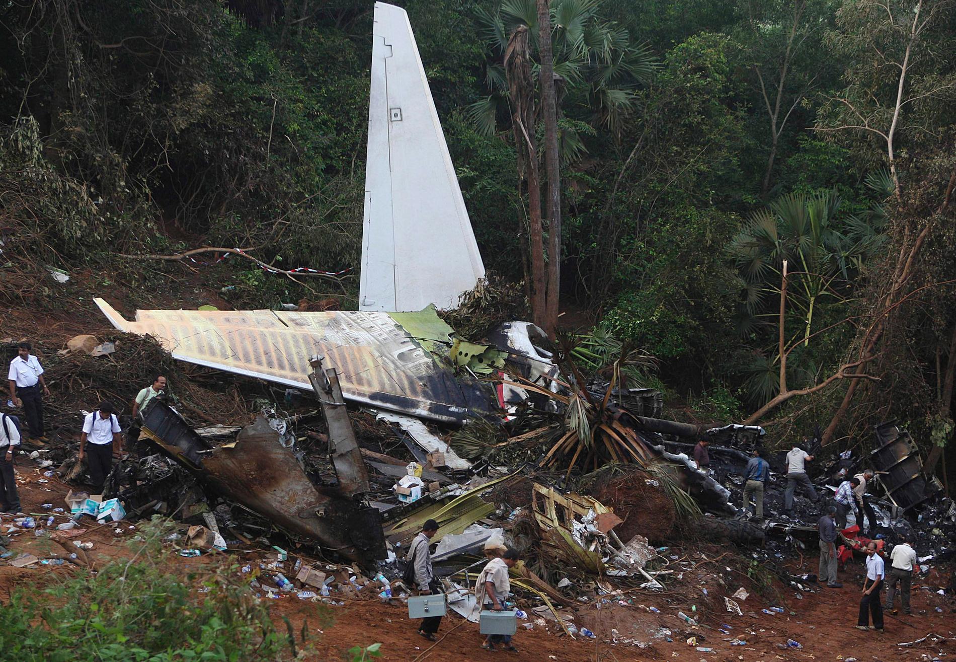 158 människor dog när ett plan från lågprisbolaget Air India Express kraschade 2010.