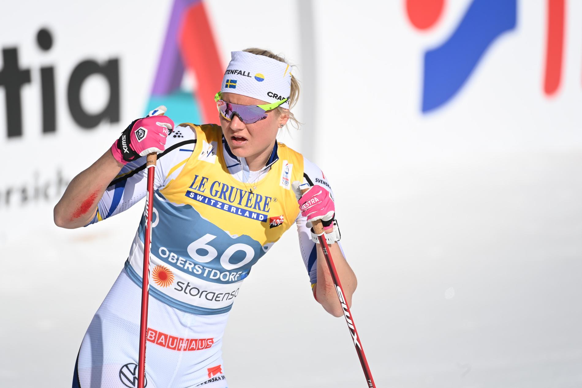 Maja Dahlqvist kraschade på damernas 10 kilometer i skid-VM.