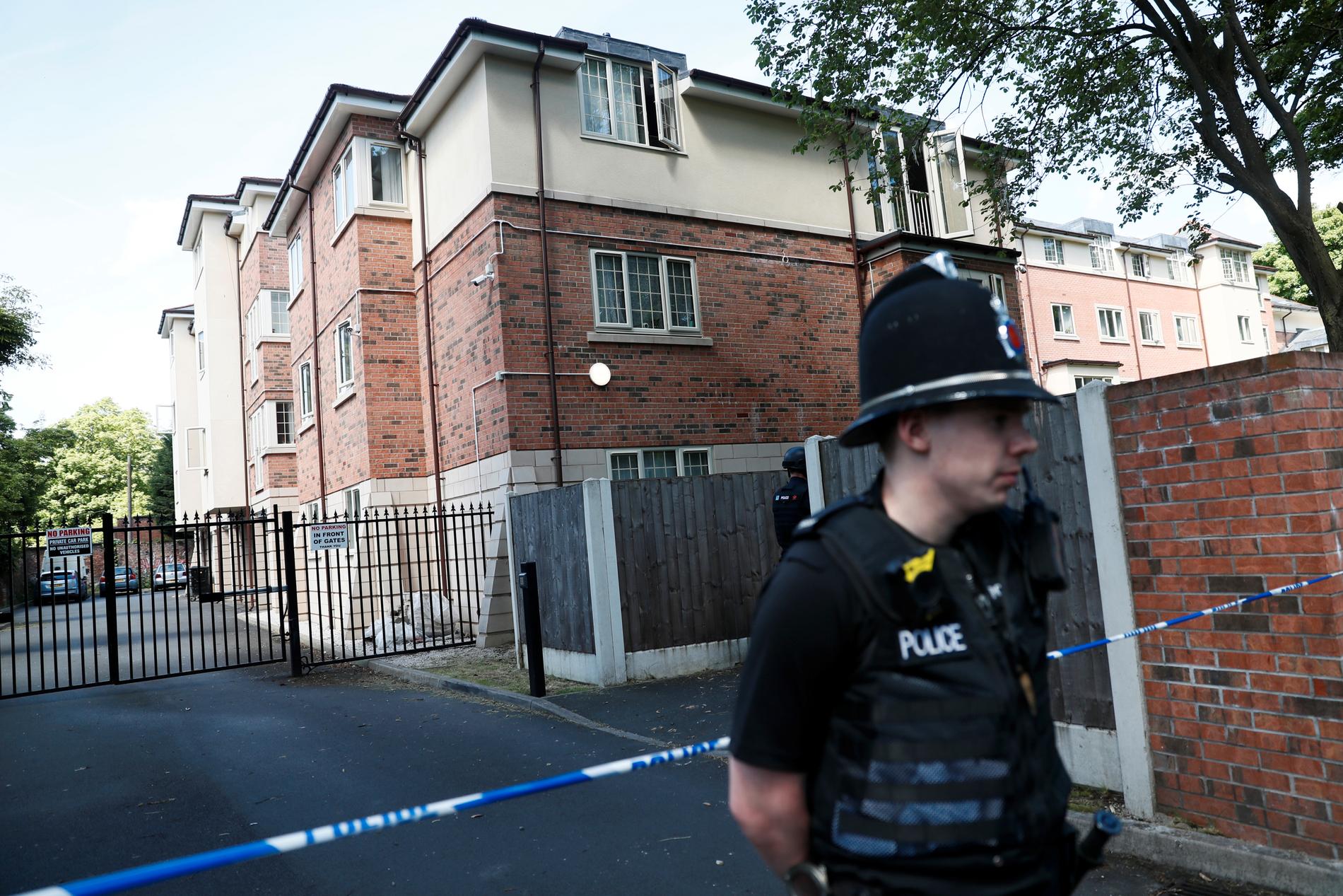 Polisen gör gripanden i samband med terrorattacken i Chorltonområdet,  Manchester.