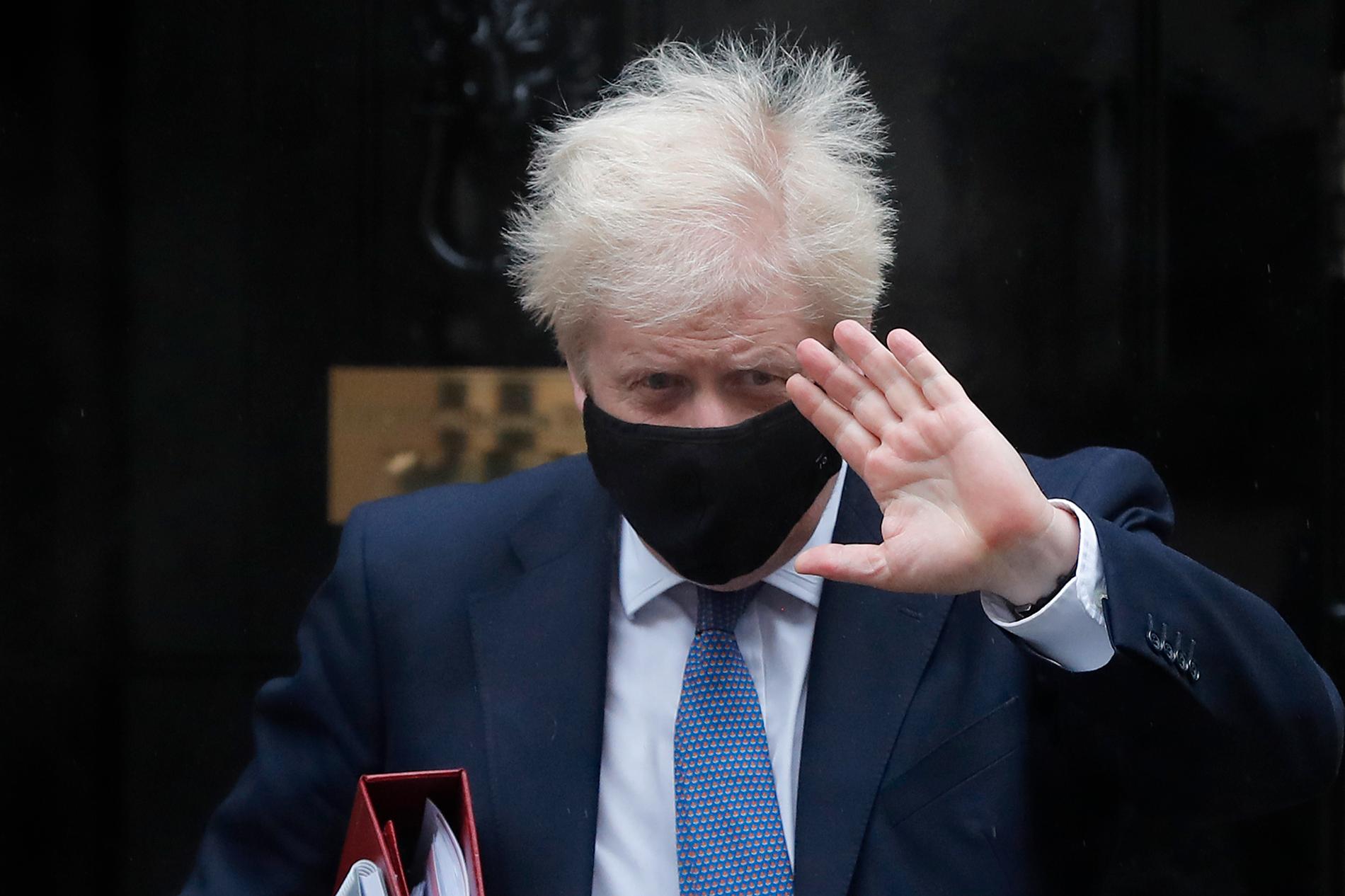 Storbritanniens premiärminister Boris Johnson utanför Downing Street på onsdagen.