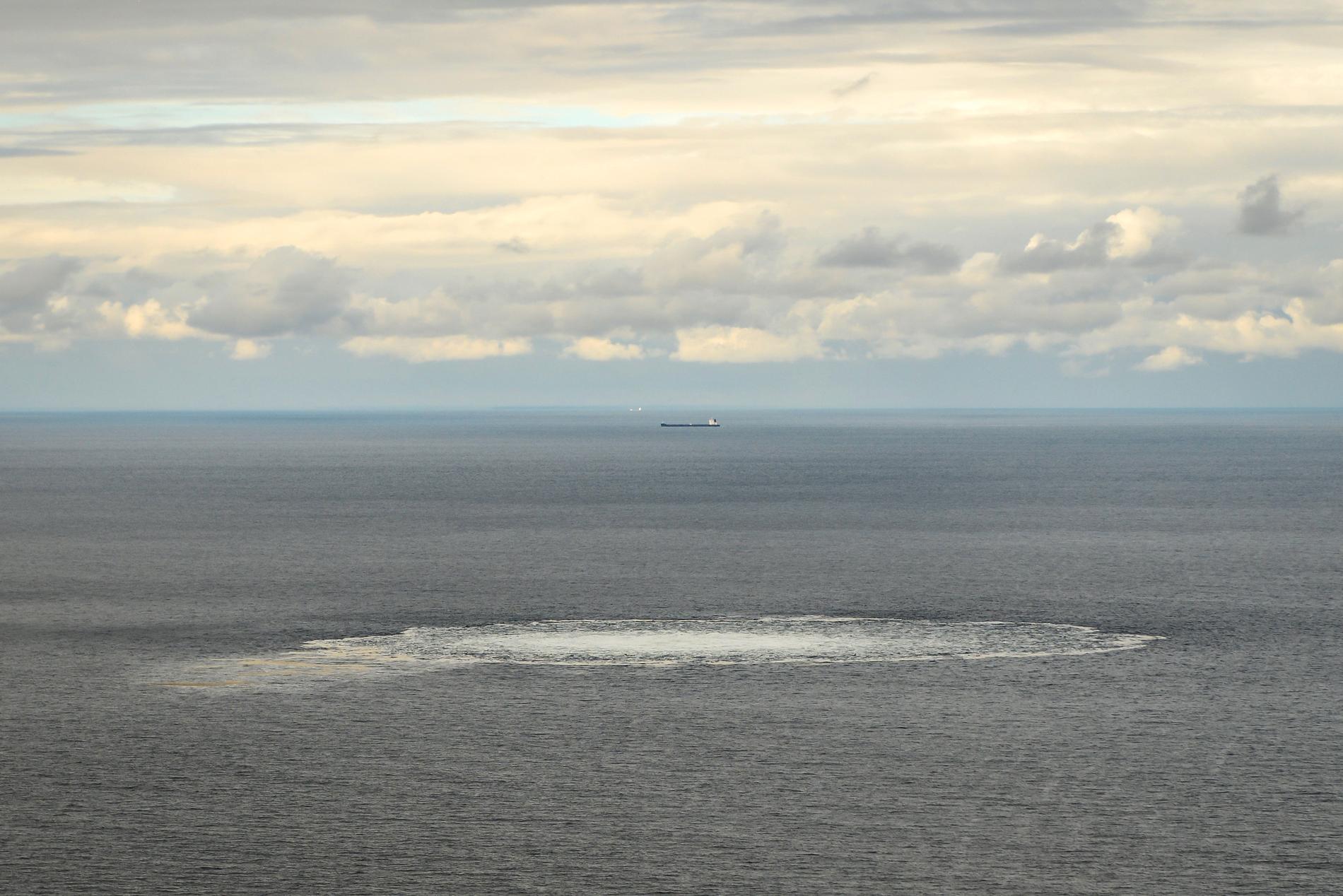 Gasläckan vid Nord Stream 2 utanför Bornholm den 29 september. Arkivbild.