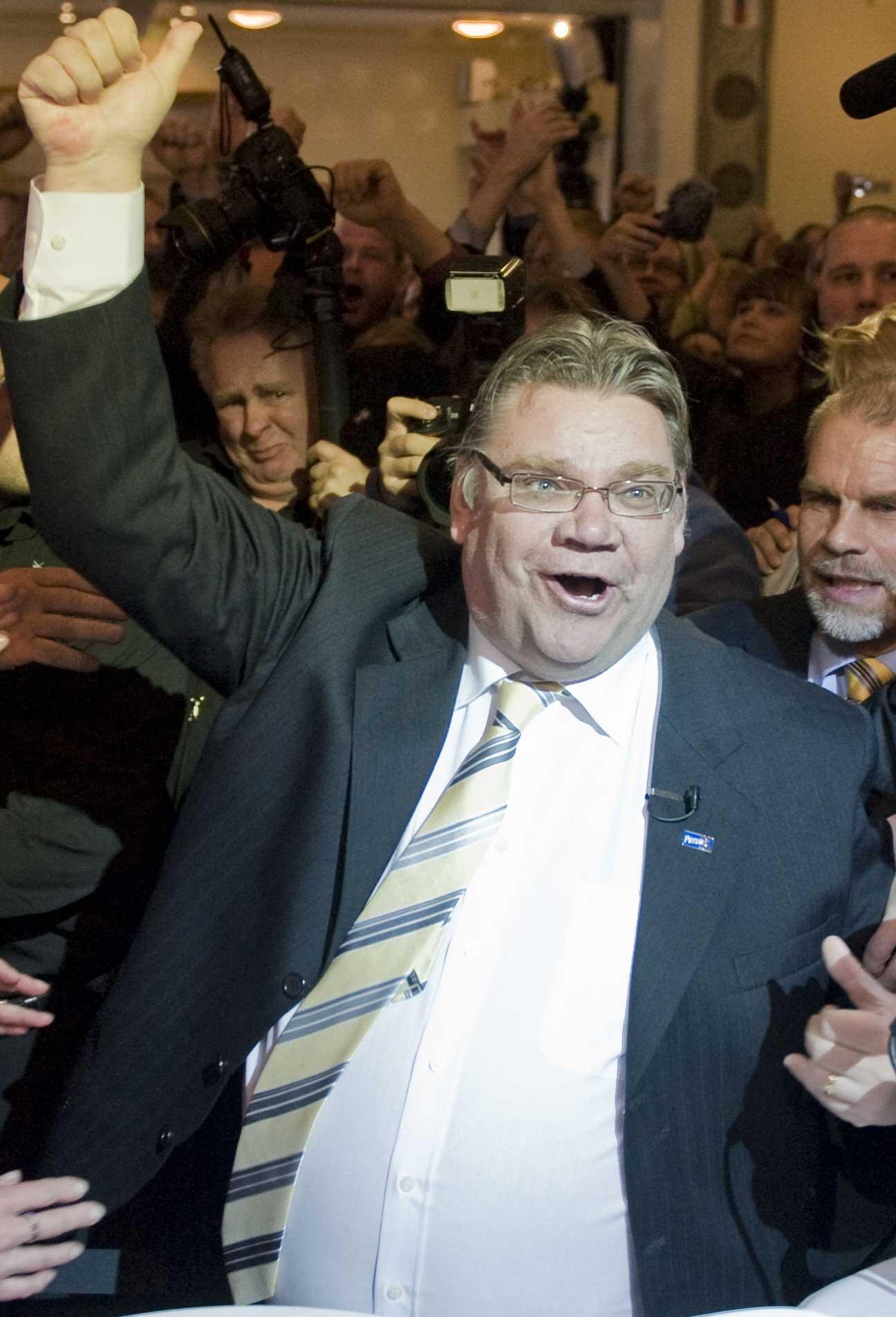 Överraskade Tomi Soini, Sannfinländarnas partiledare, jublade efter att partiet skrällt rejält i det finska valet i går. De gick från ett väljarstöd på 4 till 19 procent på fyra år.