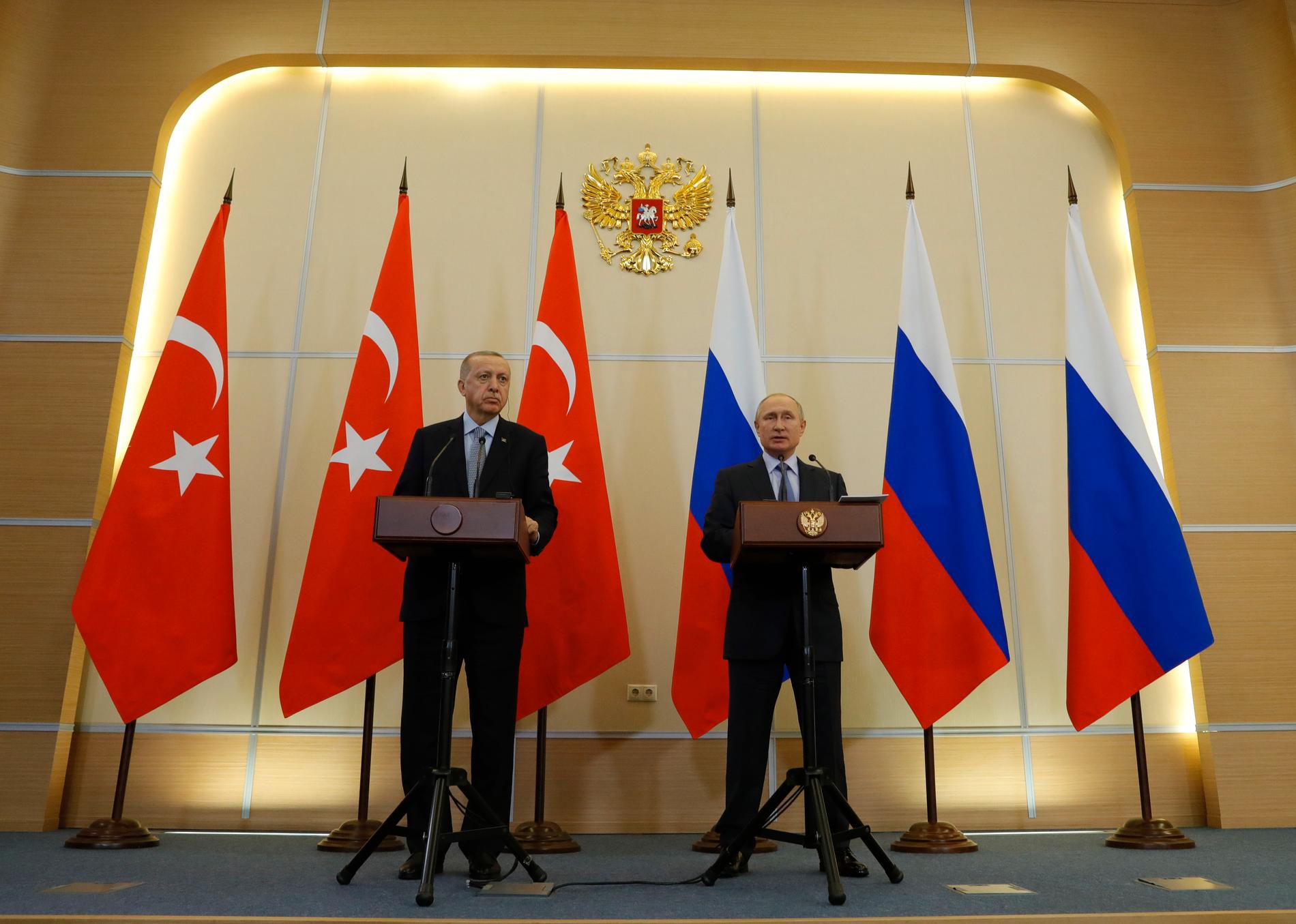 Turkiets president Recep Tayyip Erdogan och Rysslands dito Vladimir Putin möttes i Sotji för att diskutera Syrien.