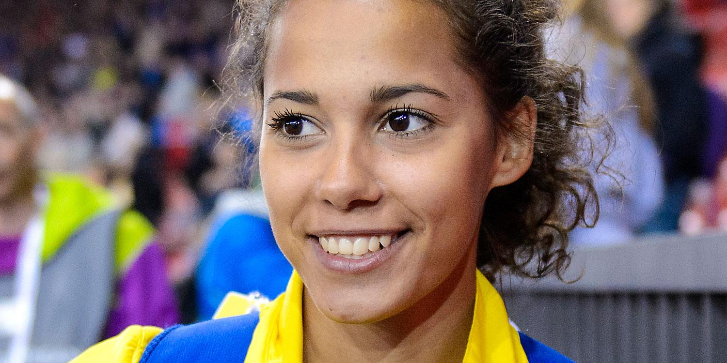 Stavhopparen Angelica Bengtsson, 21, har varit stabil i vinter och siktar mot final på inne-EM i Prag. Samtidigt har hon två andra stora mål – OS nästa år och drömgränsen fem meter. ”Jag känner mig väldigt stabil”, säger hon.