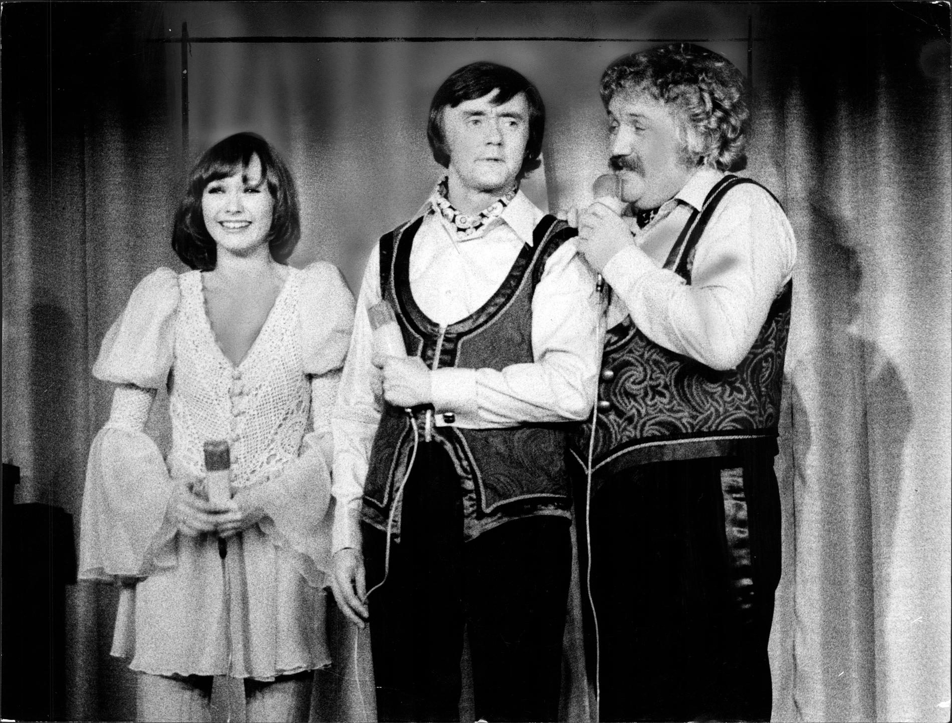På scen tillsammans med Beatrice Järås och Finn Alberth 1971