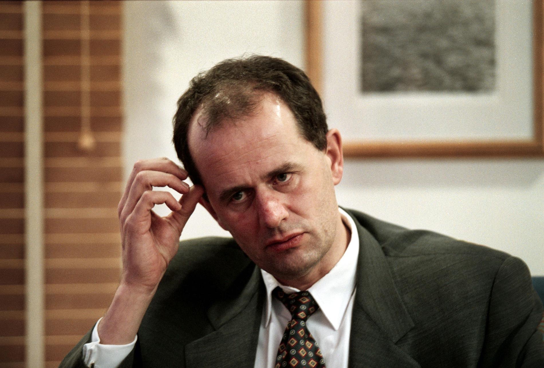 Peter Norman, (m) Finansmarknadsminister.