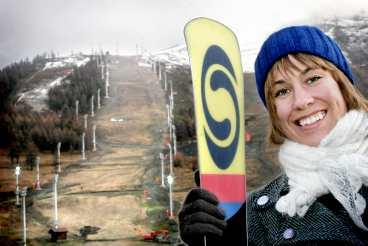 Aftonbladets reporter Karin Wik tog med sina lånade skidor och klättrade upp i Turins OS-backe - före alla andra.