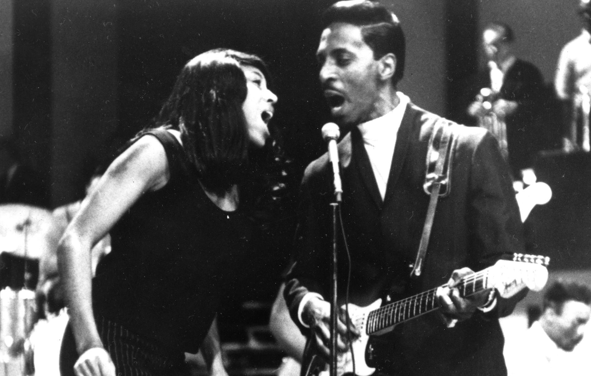 Tina och maken Ike Turner på scen 1966.