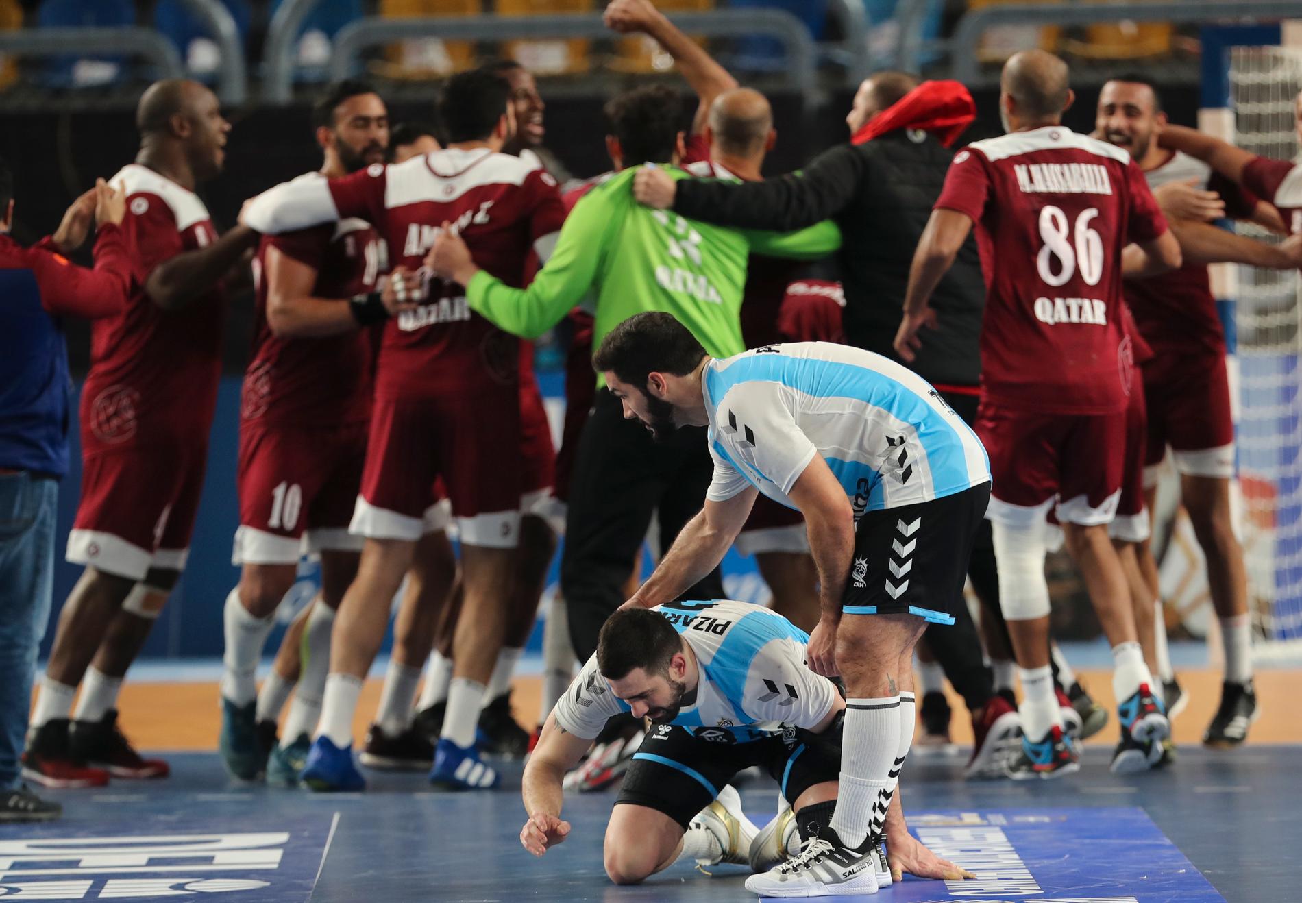 Qatars seger mot Argentina gav dem en kvartsfinalplats.