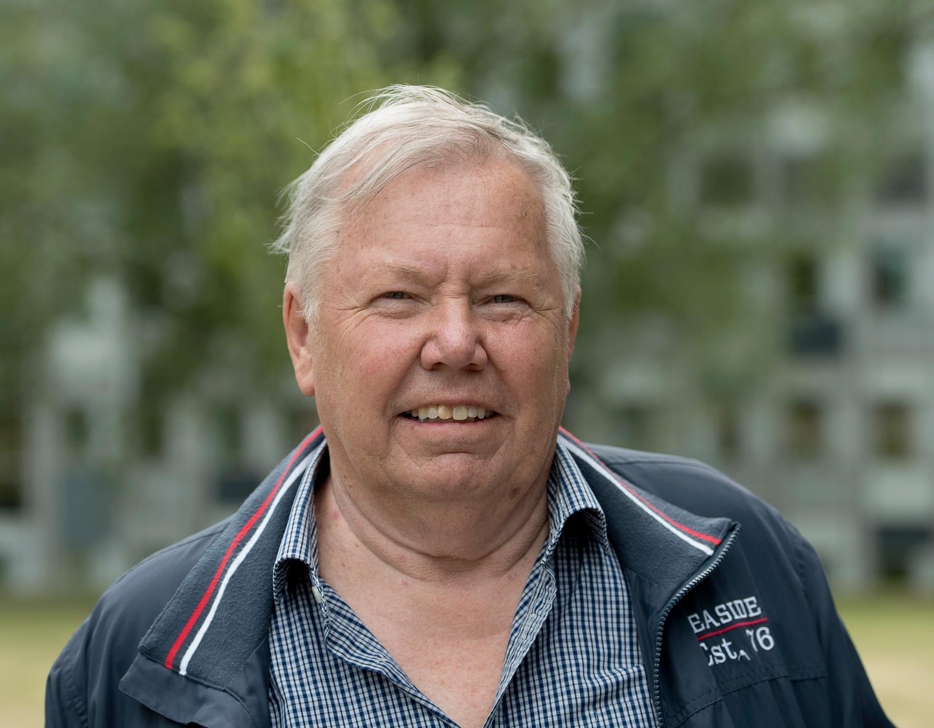 Bert Karlsson säger att han ska arbeta med Kristdemokraterna inför valet. Arkivbild.