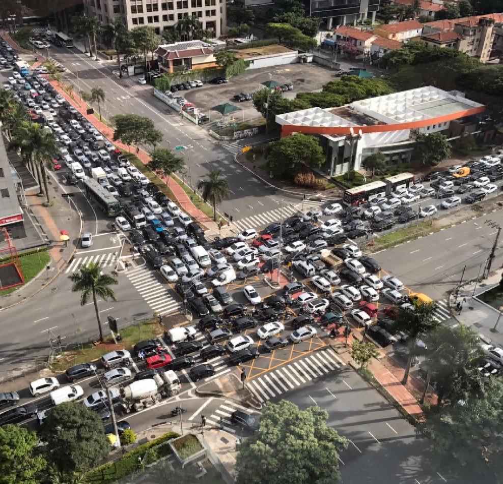 Trafikkaos bröt ut i Sao Paulo.
