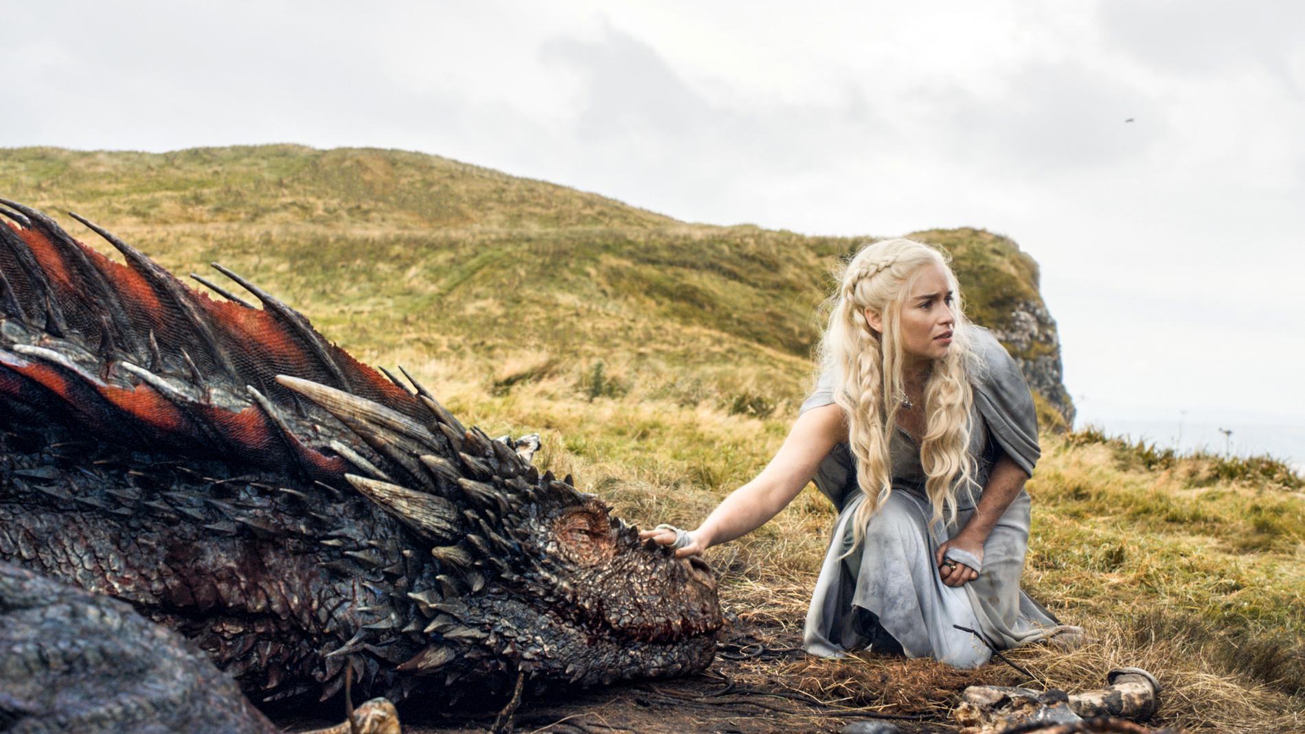 Daenerys (Emilia Clarke)