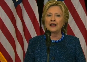 Hillary Clinton mötte pressen och svarade på frågor om den nya FBI-utredningen.