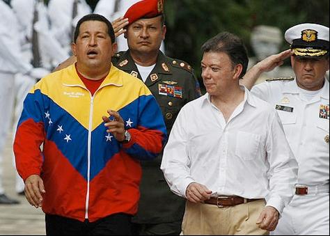 Venezuelas Hugo Chavez träffade Colombias nye president Juan Manuel Santos.