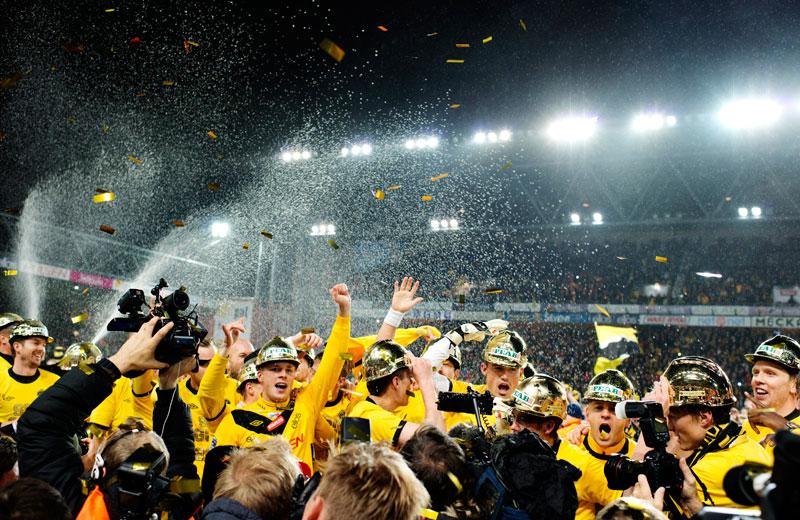 Svenska fotbollsklubbar ska kunna bli privatägda enligt ett utredningsförslag