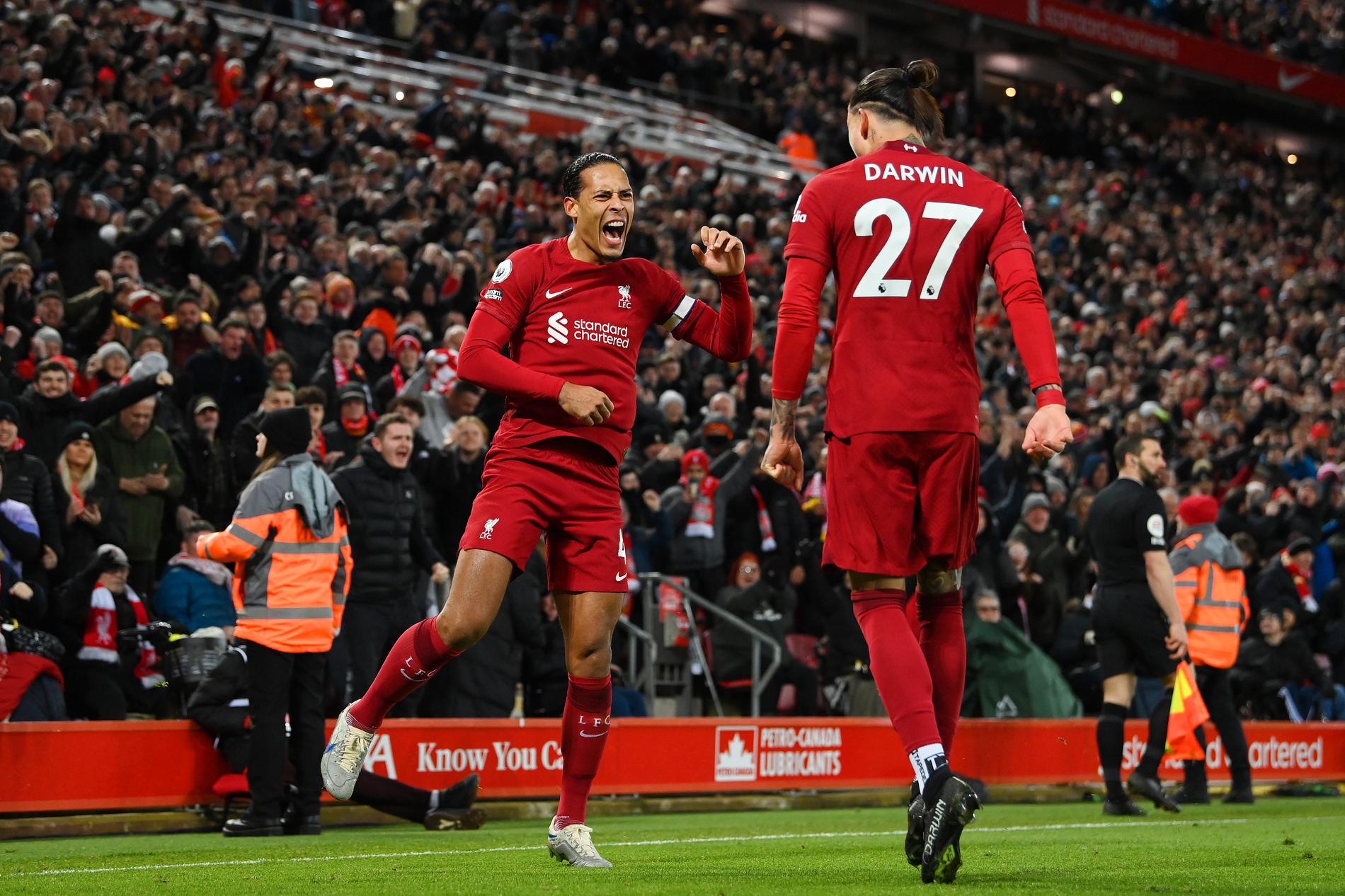 Virgil van Dijk firar sitt mål när Liverpool slog Wolverhampton i Premier League