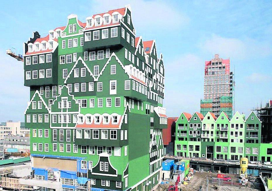 Det är byrån WAM Architecten som ritat detta hotell i fusionsstil – vilket är ett sätt att sammanföra det förflutna med nutid.