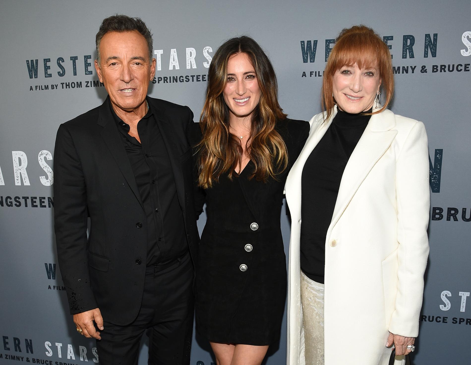 Bruce med dottern Jessica Springsteen och frun Patti Scialfa.