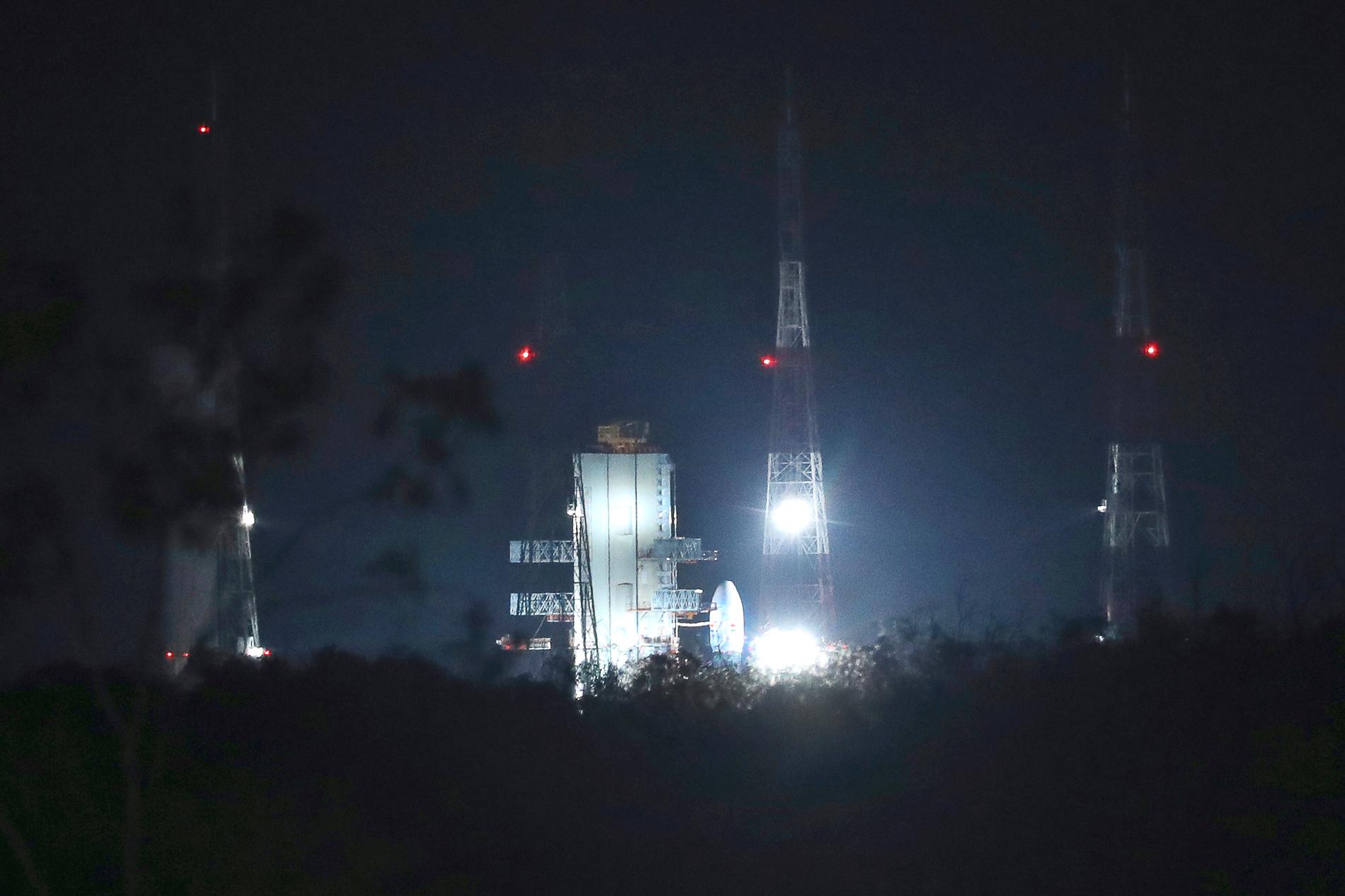 Chandrayaan-2 efter att raketen stoppats, en knapp timme innan avfärd till månen.