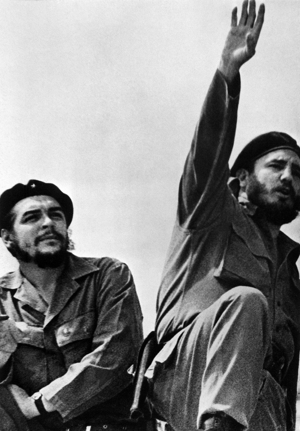 ”Castro är inte som vilken annan diktator som helst i Latinamerika, en småaktig tyrann som drivs av makt. Hans anspråk sträcker sig betydligt längre än så”, sade
USA:s tidigare president John F Kennedy 1962.