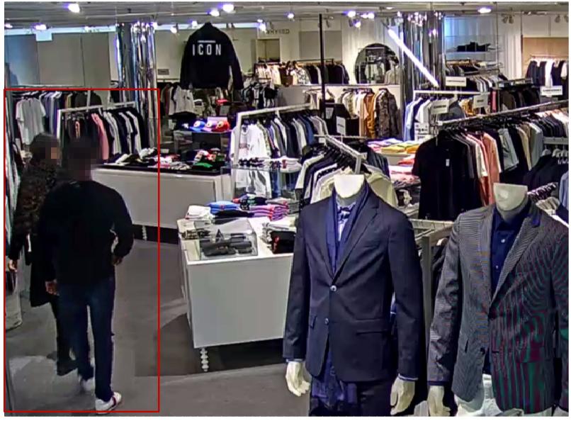 I Göteborg  dagen efter mordet i Guldheden, handlar den åtalade 19-åringen kläder på NK Herrtrend. I butiken ser personalen hur han lämnar över en bunt 500-kronorssedlar till tjejen som är med.  Hon stoppar ner dem i en väska betalar sedan för kläderna.