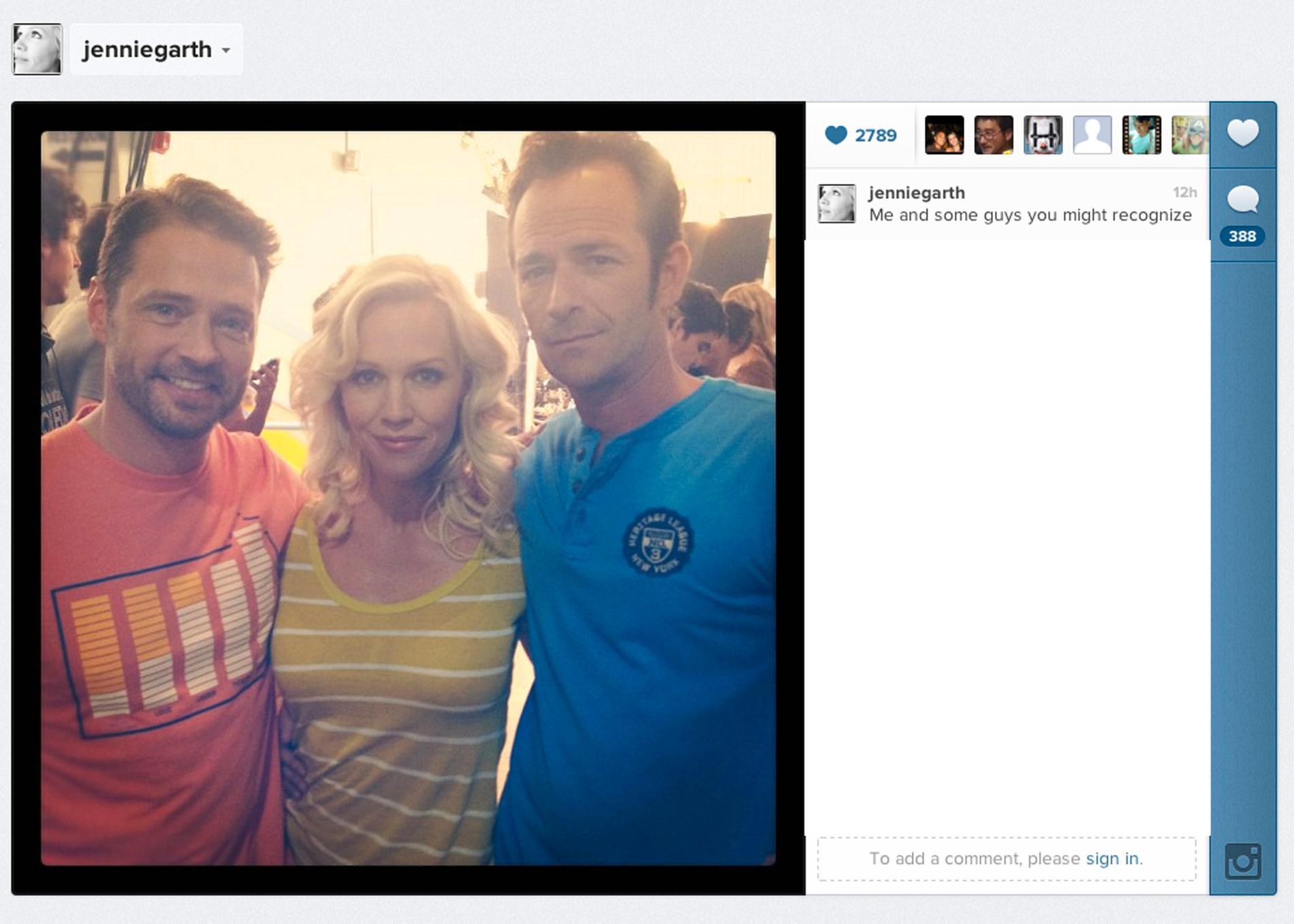Jennie Garth har tidigare lagt upp en bild på sig själv tillsammans med Jason Priestley och Luke Perry.