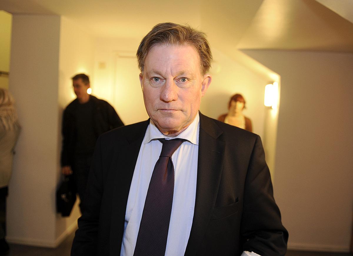 Claes Borgström företräder de två kvinnor som Assange misstänks för att ha utsatt för sexuellt tvång.
