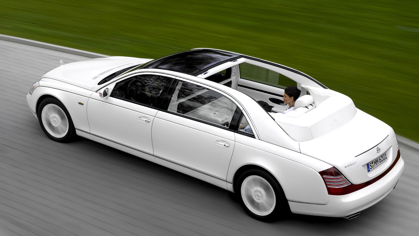 Maybach Landaulet  Mercedes lyxmärke som inte kommer att leva så länge till. Men om du är påve, heter Axl Rose eller ska gifta dig snart - här är bilen. Motor: 12 cyl. 620 hk. Acceleration: 0-100 km/tim på 5,2 s. Pris: 1,4 miljoner dollar - ca. 9 600 000 kronor.