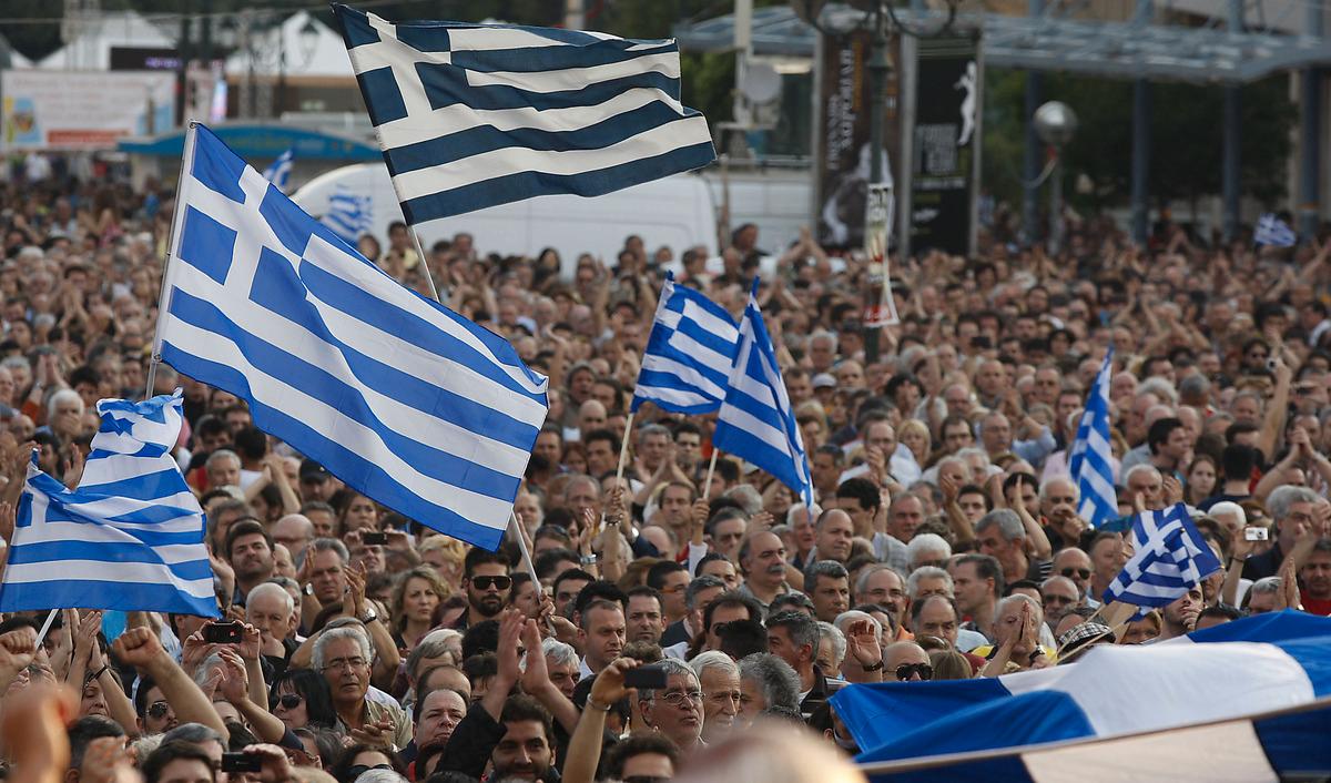 Grekland är bankrutt - något som demonstranter vägrar att acceptera