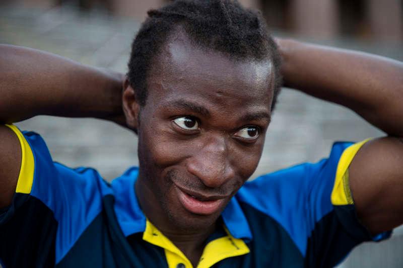 Amadou Jawo stortrivs i Djurgården och vill stanna i klubben.