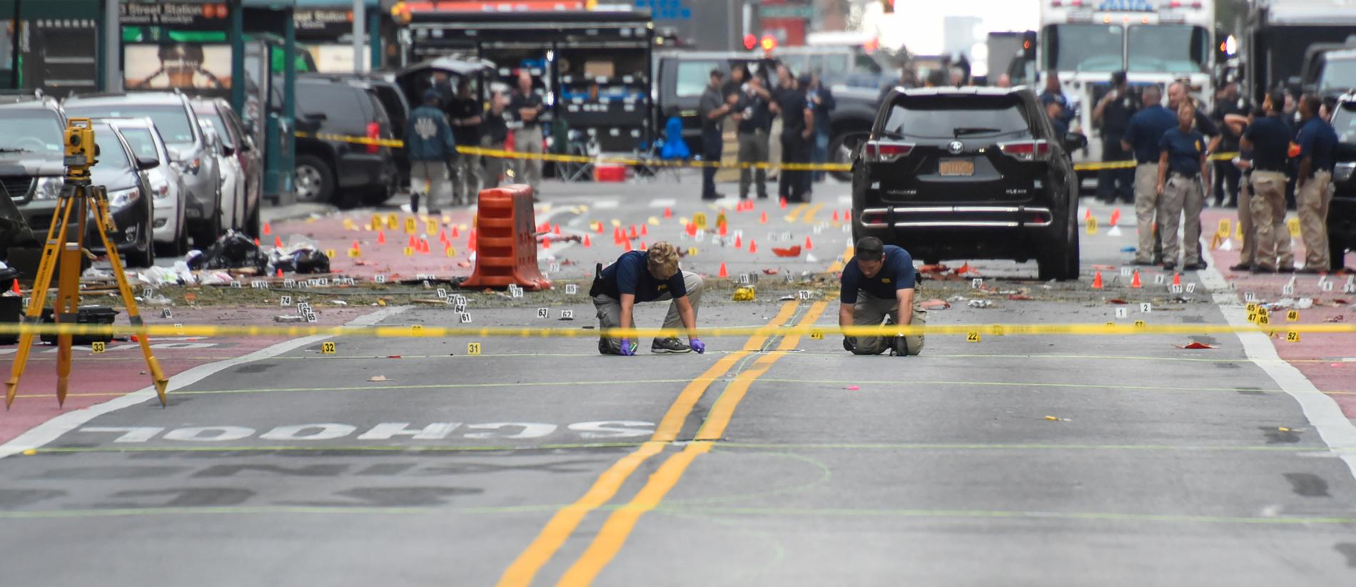 29 personer skadades när en sprängladdning detonerade i New York på söndagen.