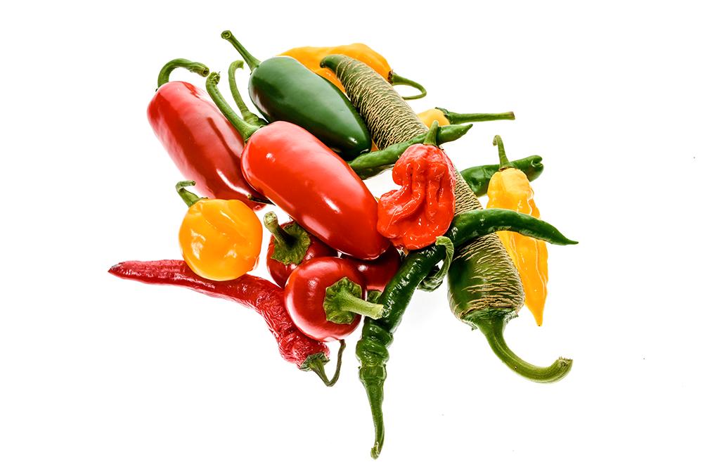 Chili finns i många varianter, läs på och välj hur stark chili du vill odla.