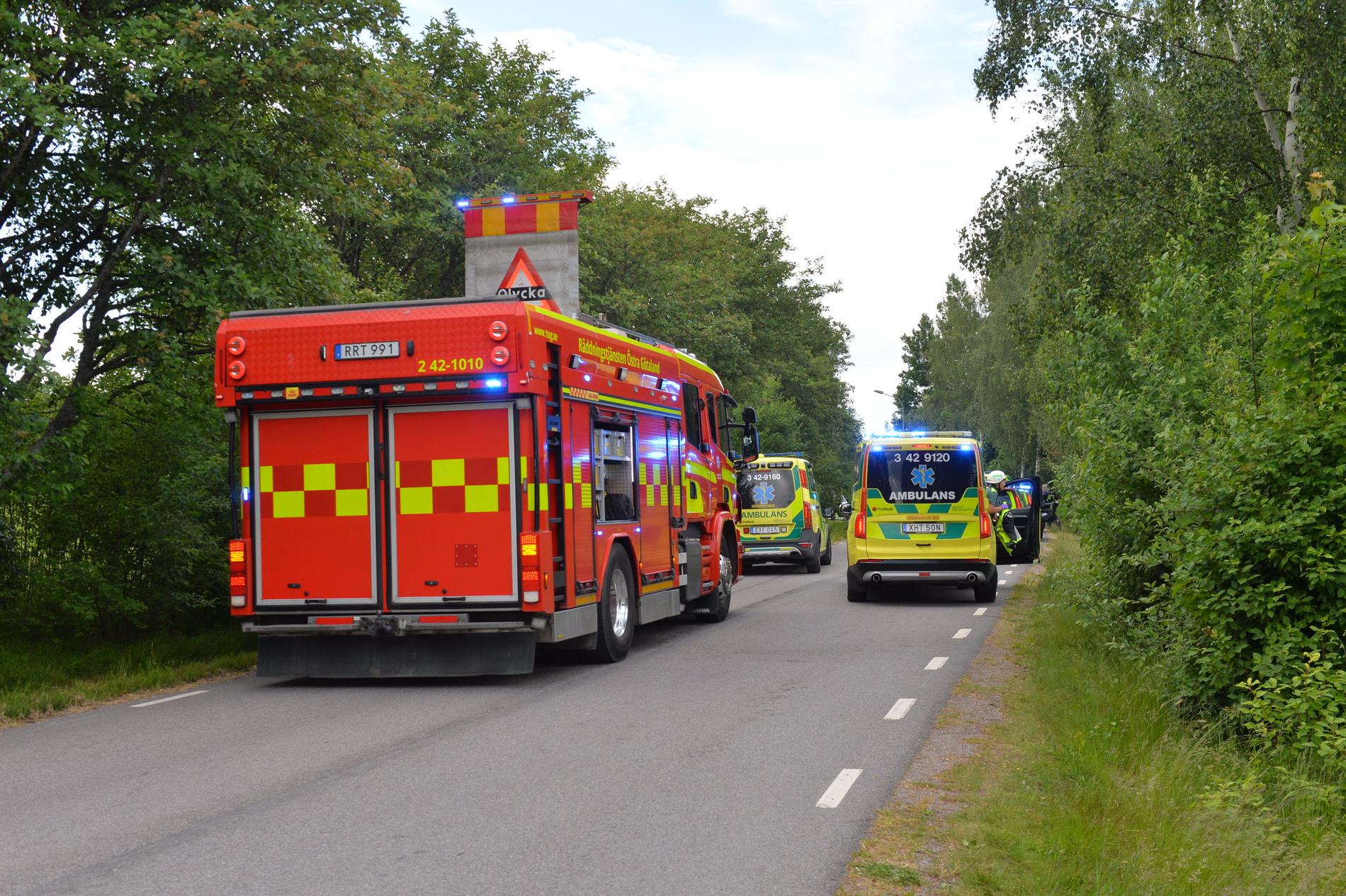 Flera enheter larmades till en trafikolycka vid en camping i Norrköping.
