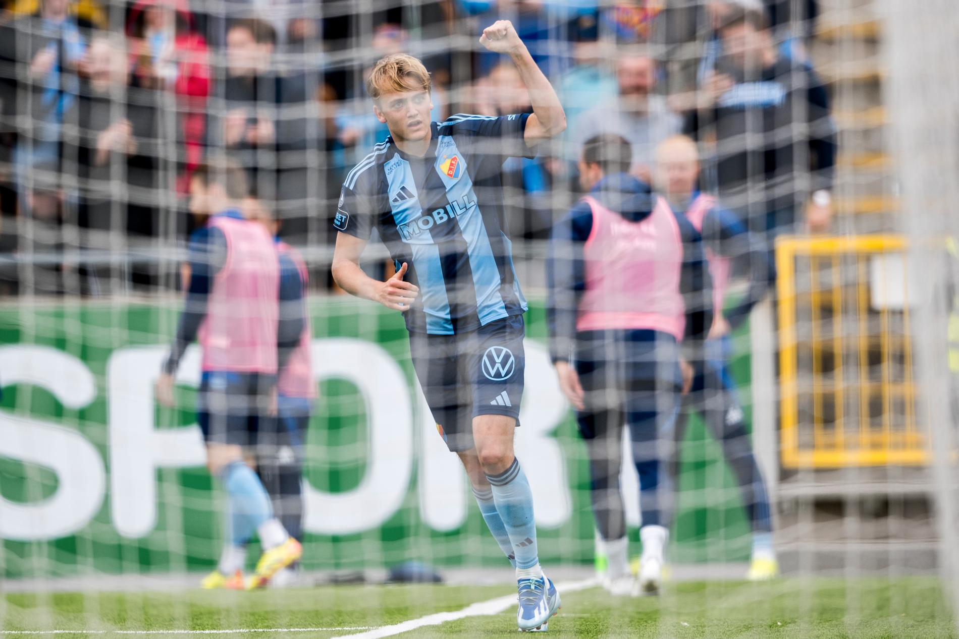 14 sekunder senare utökade Djurgårdens Oskar Fallenius till 2–0.