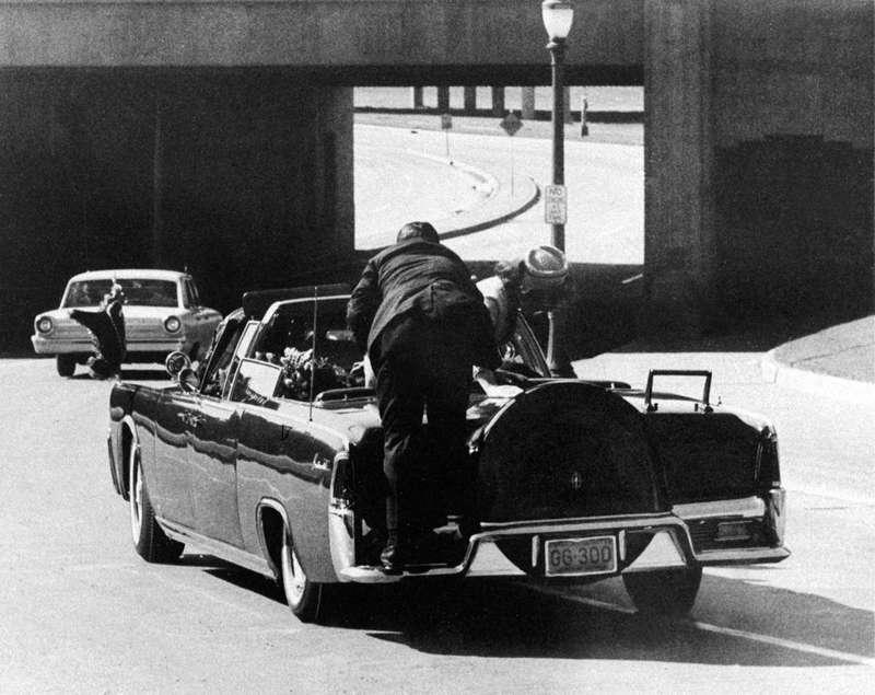 John och Jackie Kennedy i Dallas före mordet den 22/11 1963.