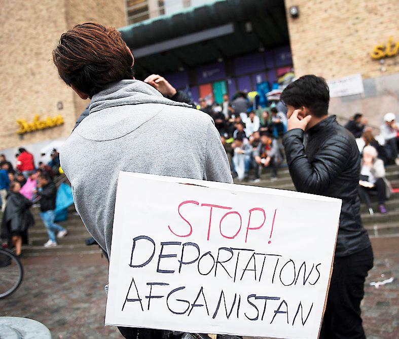 Demonstrationer för de ensamkommande afghanska pojkarna på Medborgarplatsen i Stockholm 2017.