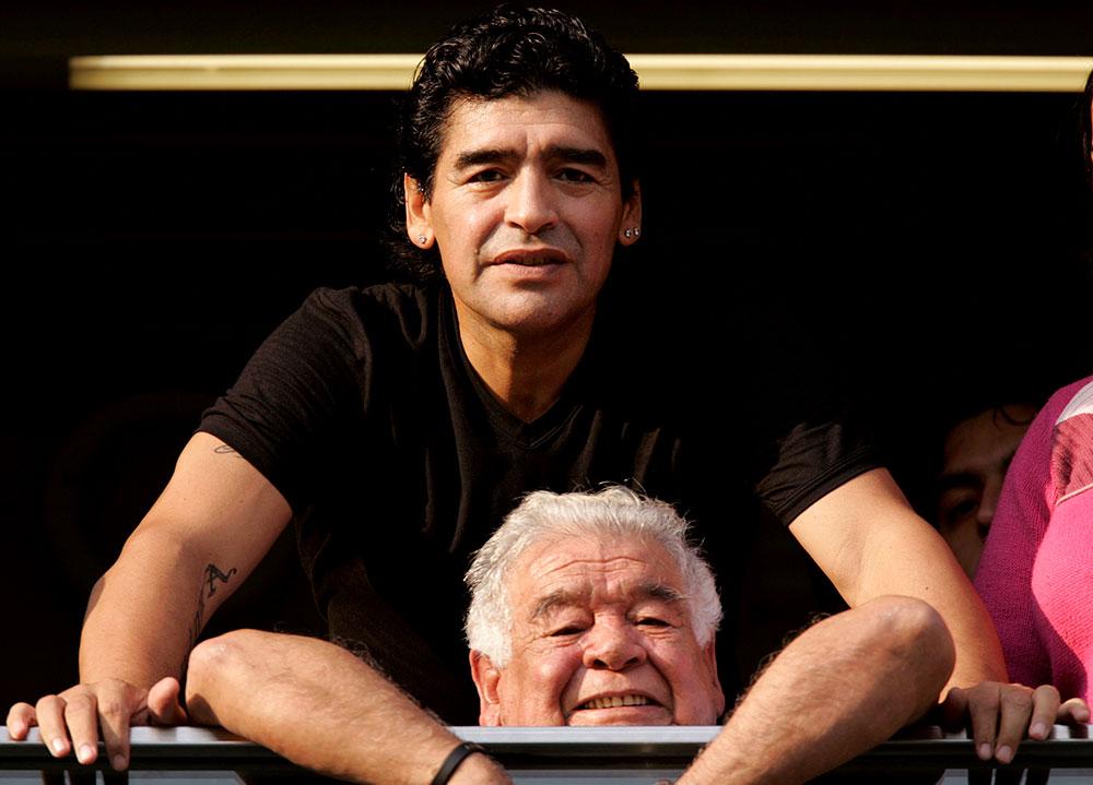 Maradona med sin pappa