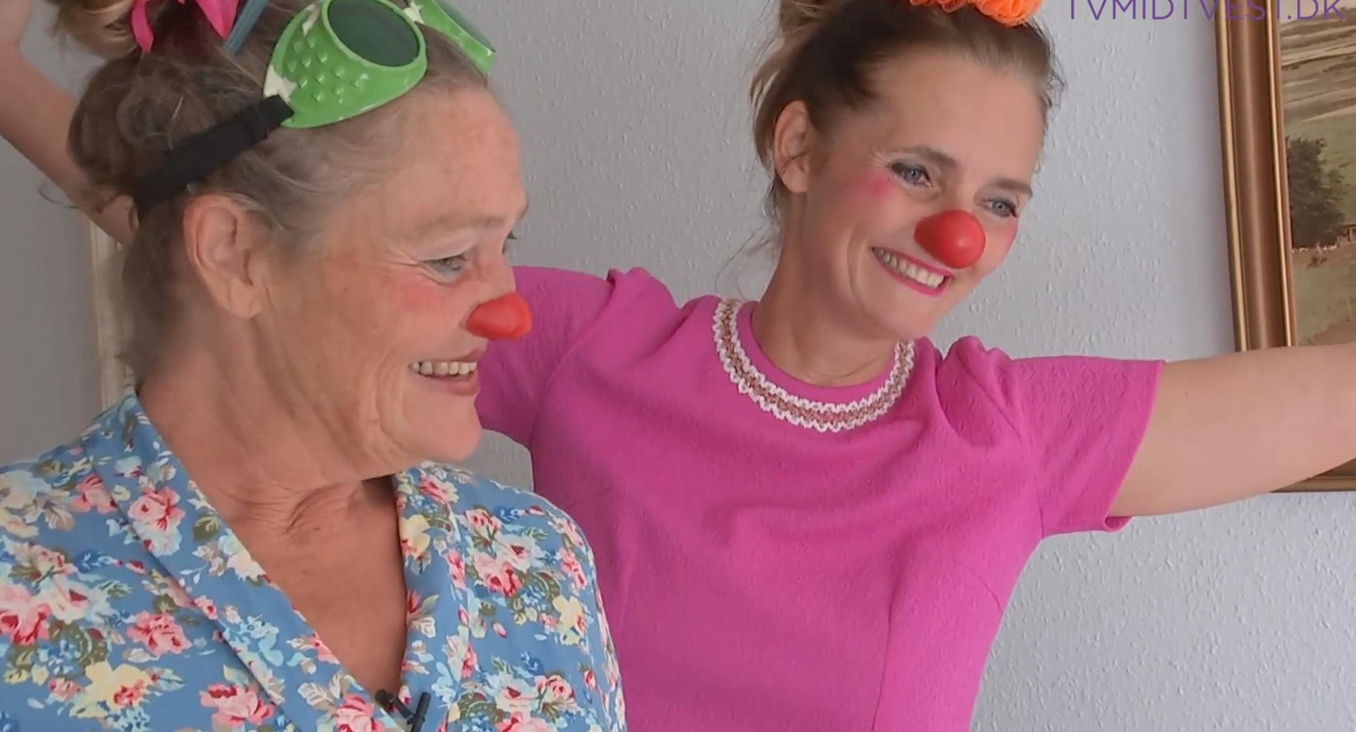 Clowngruppen ”Förgätmigej” är specialiserade på att hjälpa dementa.