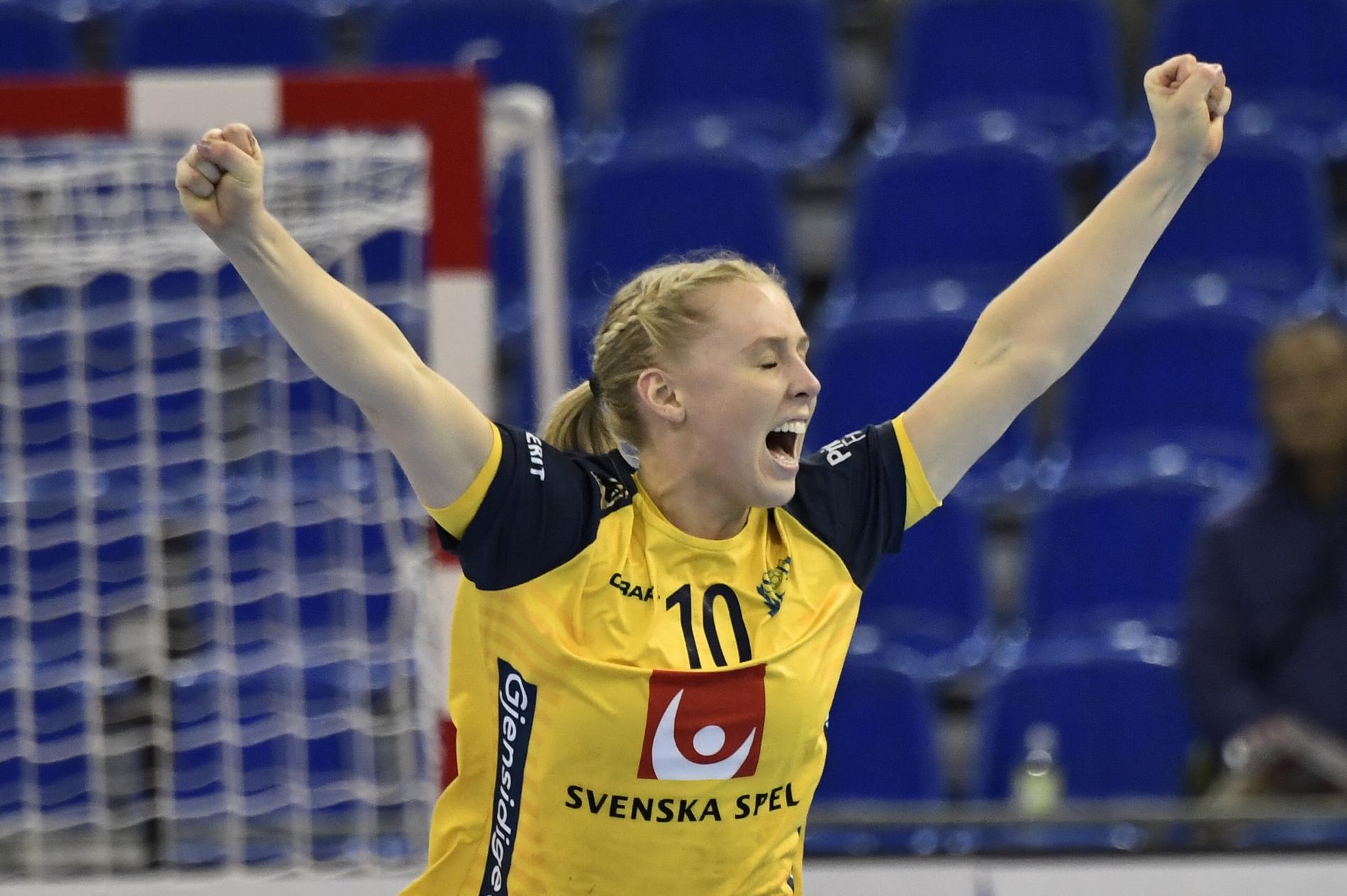 Mathilda Lundström under VM-matchen mot Argentina i december förra året.