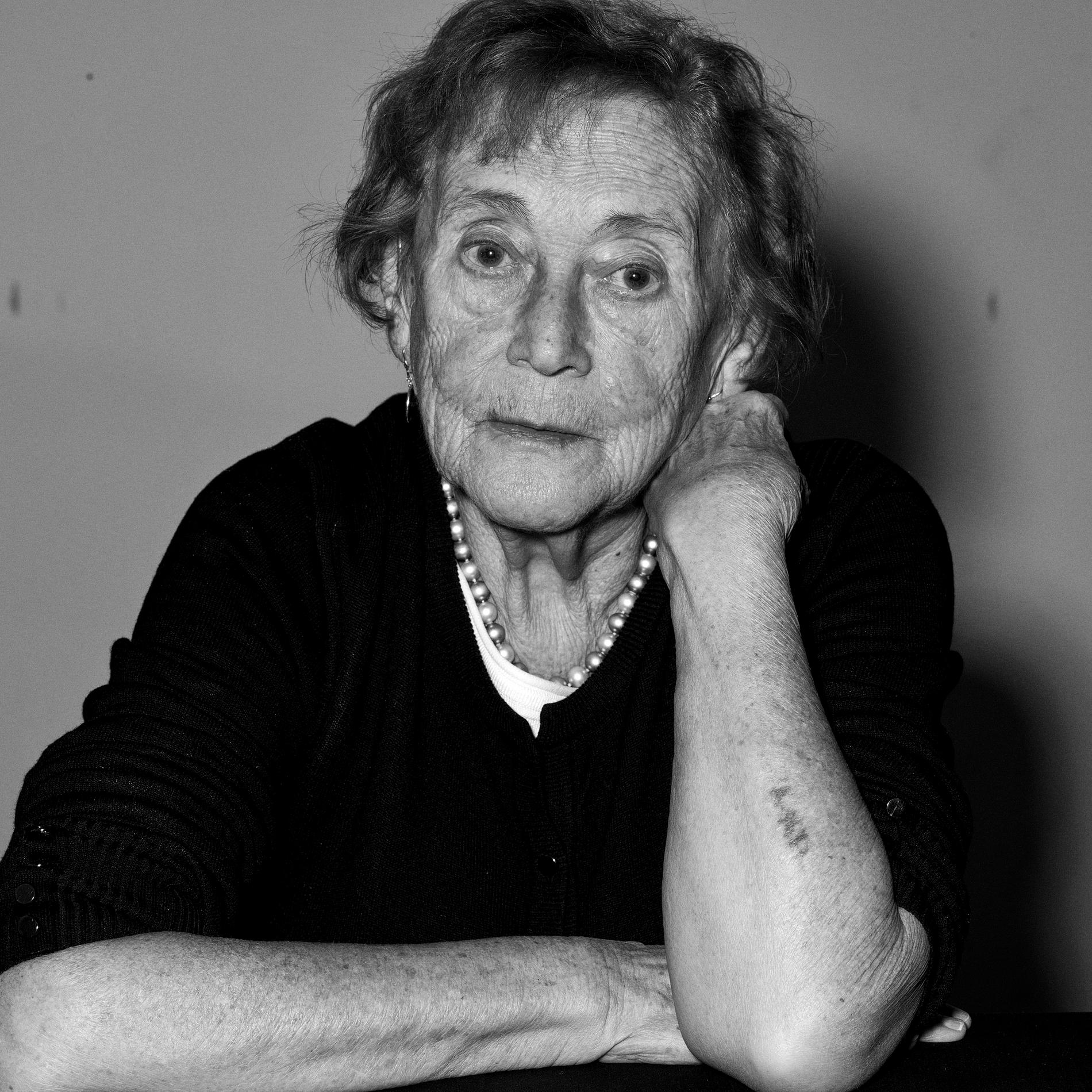 Judith, överlevande av Förintelsen. Har dokumenterats för utställningen på Kulturhuset i samarbete med Moderna museet senare i år. 