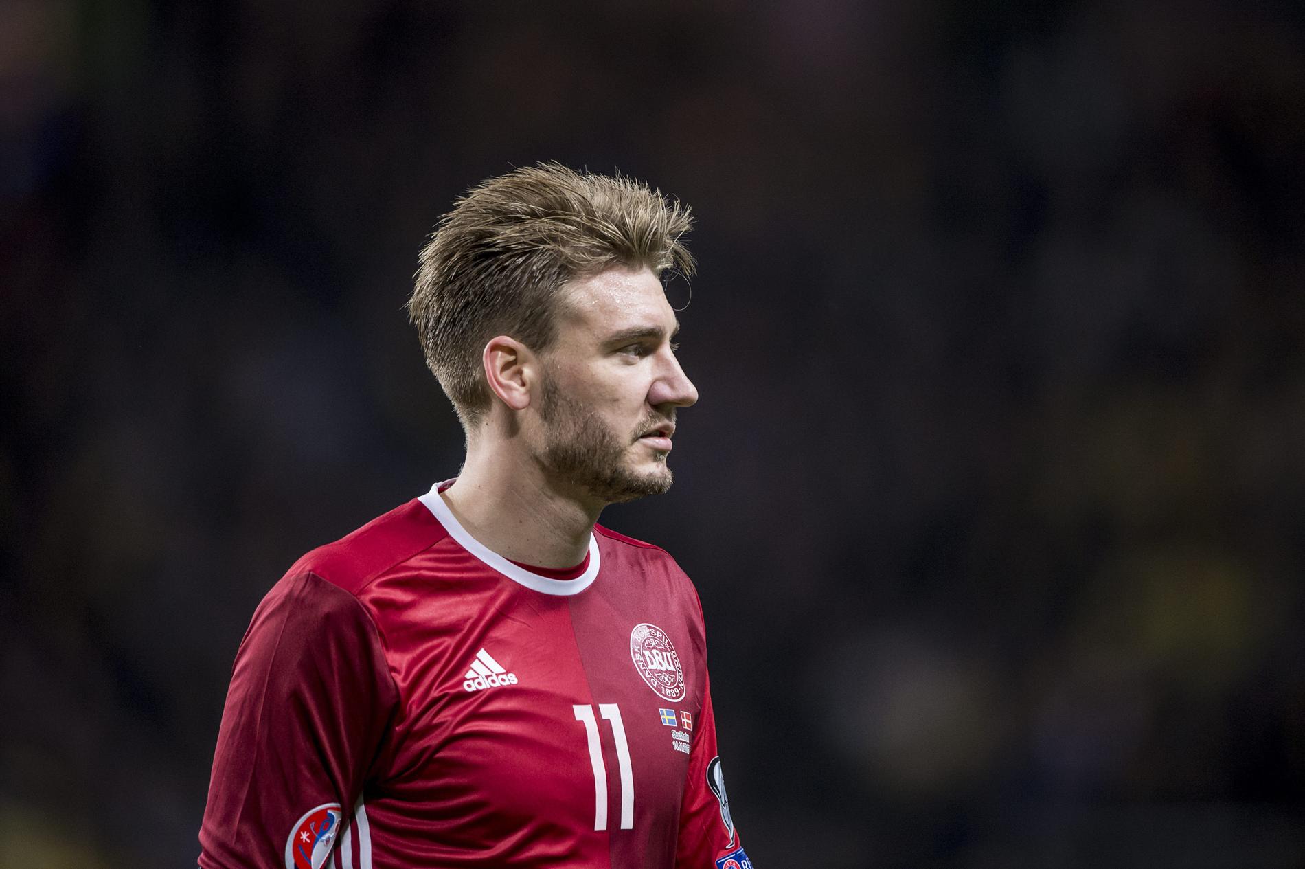 Nicklas Bendtner i danska landslagströjan.