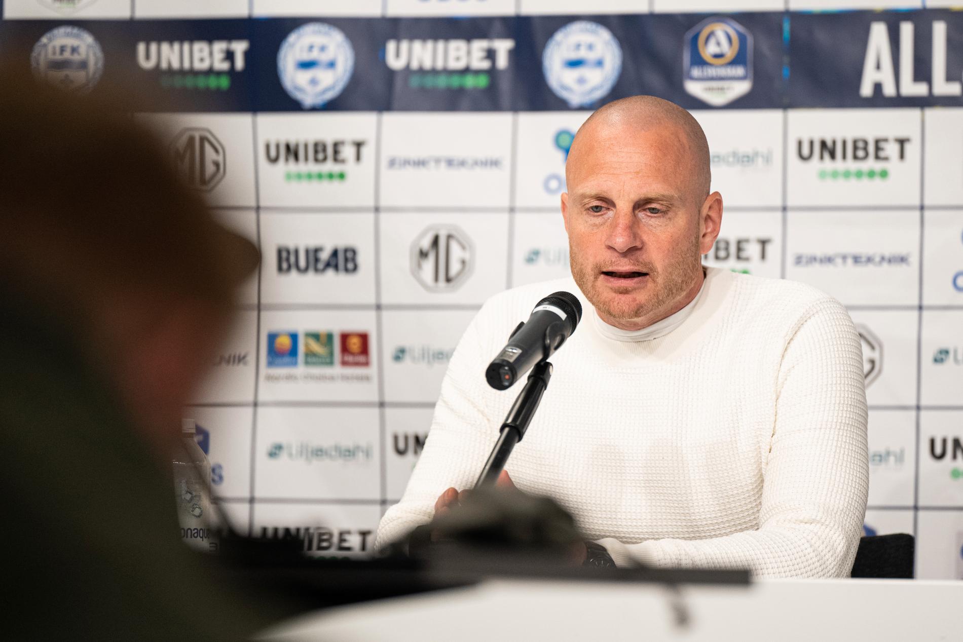AIK-tränaren Andreas Brännström på presskonferensen efter matchen mot Sirius.